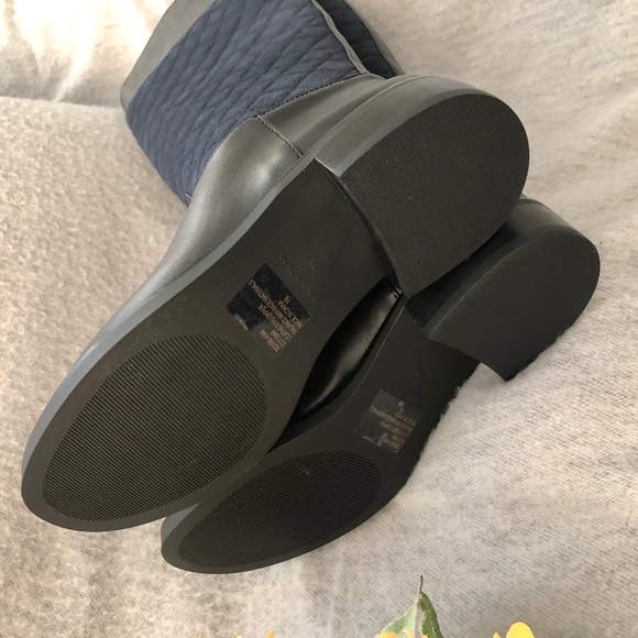 NWT - Victoria’s Secret Navy & Black Quilted Knee-High Boots - Picture 10 of 16